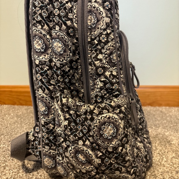 Vera Bradley Backpack - Picture 4 of 8